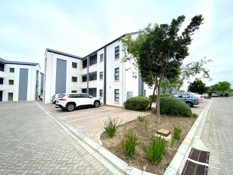 2 Bedroom Property for Sale in Aan de Wijnlanden Western Cape